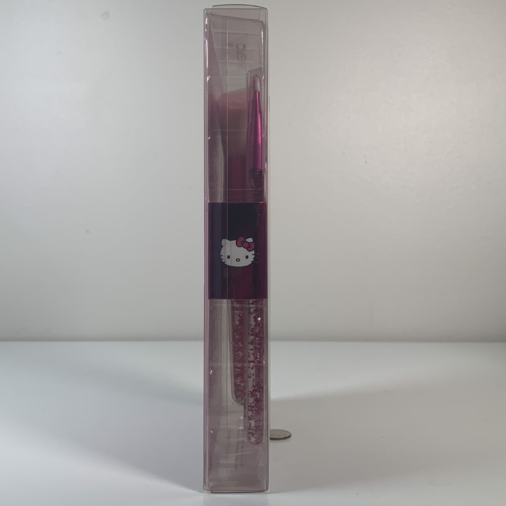 The Creme Shop X Hello Kitty Luv Wave Brush Set of 5 Limited Edition - Picture 4 of 4